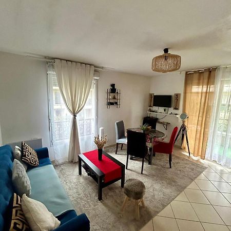Apartamento Heyzie Pontault-Combault Exterior foto